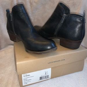 Lucky Brand Basel booties size 11